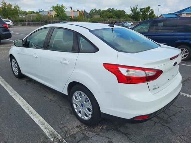 2012 ford focus se