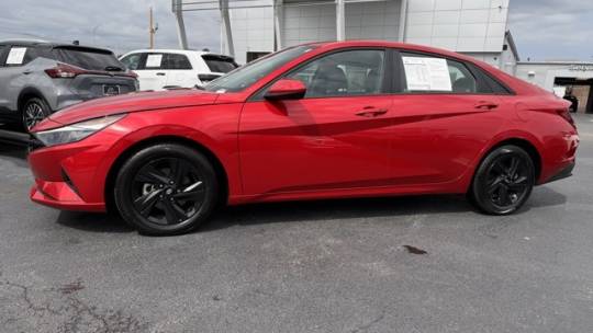 2022 hyundai elantra sel