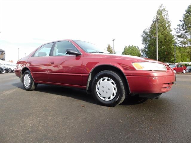 1998 toyota camry le