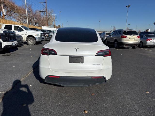 2022 tesla model y long range