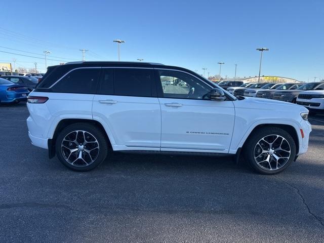 2023 jeep grand cherokee summit