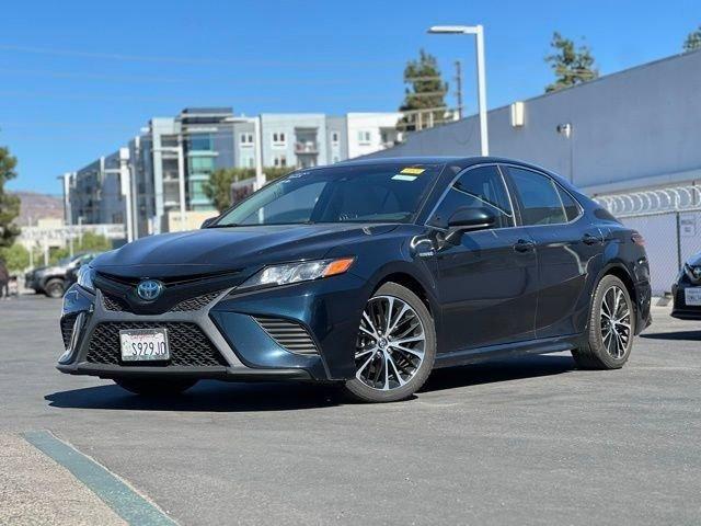 2018 toyota camry