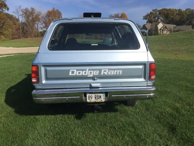 1989 dodge ramcharger 4x4, 4-speed