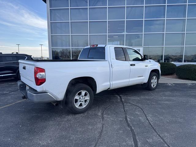 2017 toyota tundra sr5