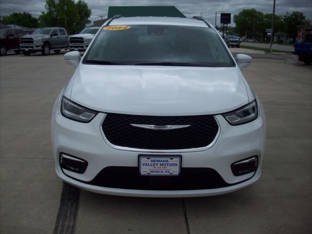 2022 chrysler pacifica touring l