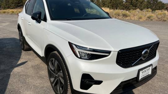 2024 Volvo XC40