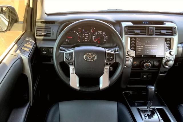 2022 toyota 4runner sr5 premium
