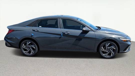 2024 Hyundai Elantra