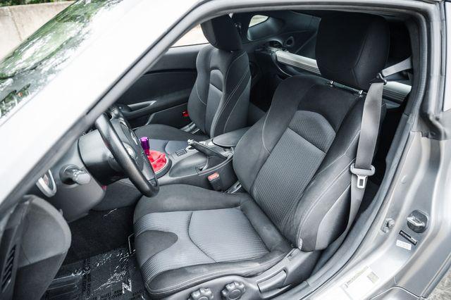2011 nissan 370z touring