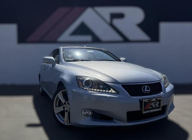 2012 lexus is 250c base