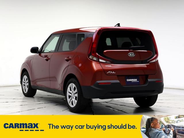 2021 kia soul lx