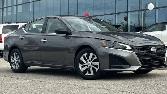 2025 Nissan Altima