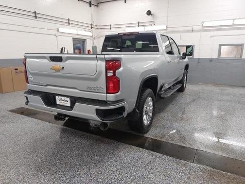 2022 chevrolet silverado 2500 in minneapolis, minnesota