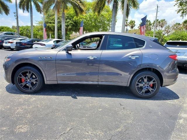 2019 maserati levante base