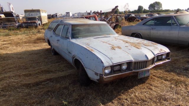 1968 oldsmobile custom vista cruiser station wagon ***no reserve***
