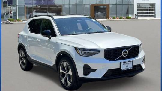 2024 Volvo XC40