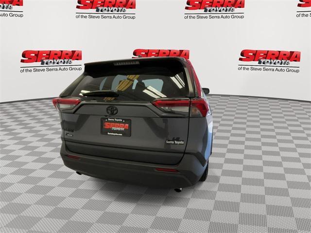 2022 toyota rav4 le