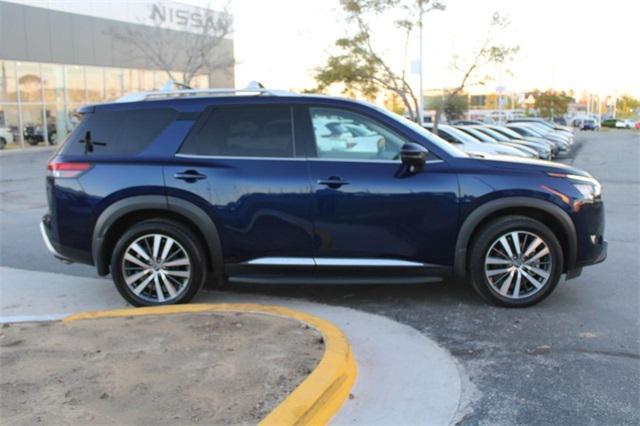 2022 nissan pathfinder platinum 4wd