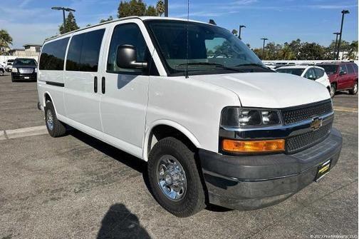 2019 chevrolet express 3500