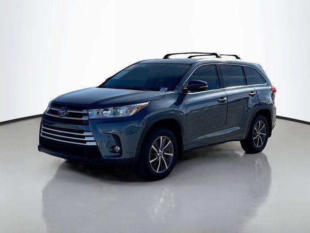 2017 toyota highlander xle