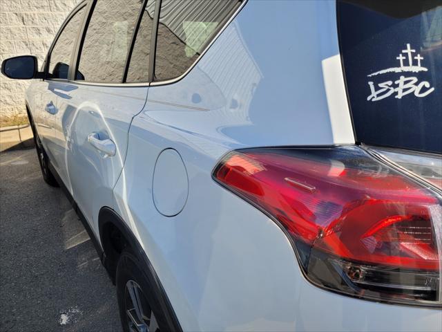 2018 toyota rav4 xle