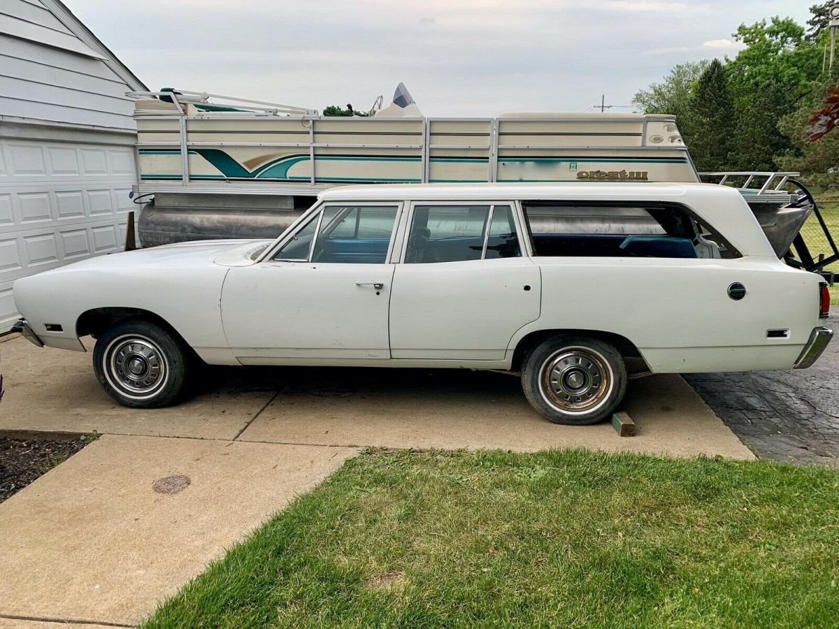 1970 plymouth satellite station wagon