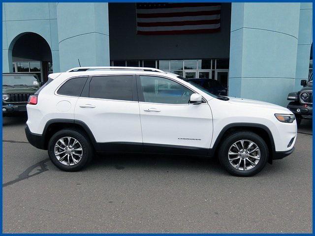 2021 jeep cherokee latitude lux