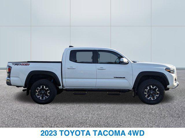 2023 toyota tacoma trd sport