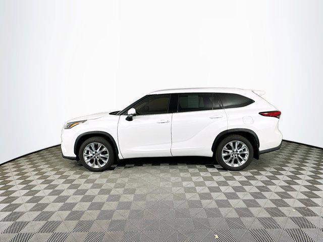 2022 toyota highlander limited