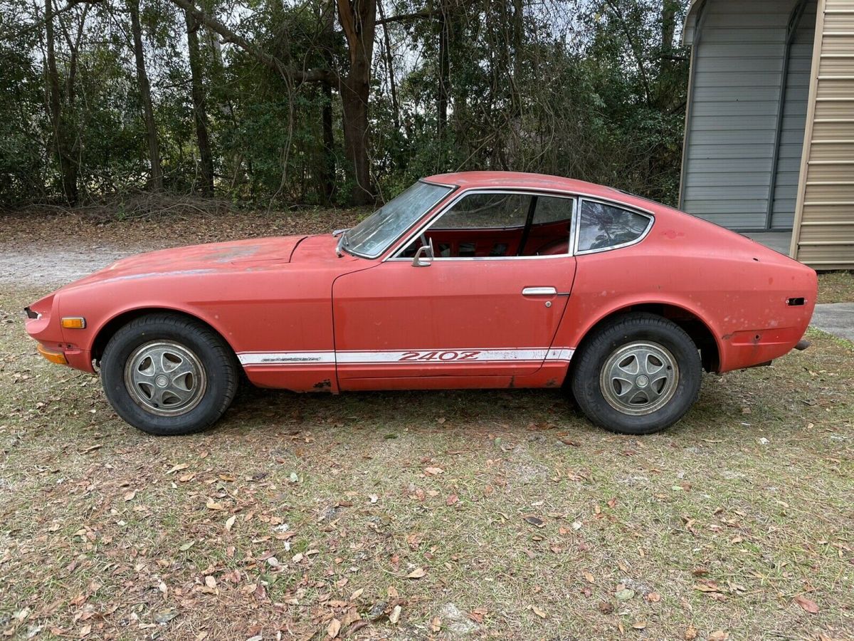 1971 datsun 240z coupe red rwd manual standard