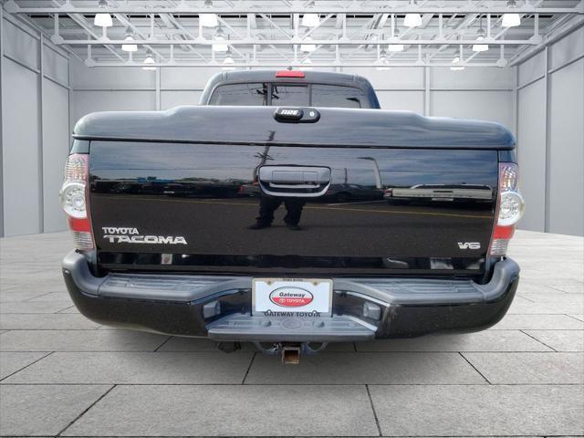2012 toyota tacoma base
