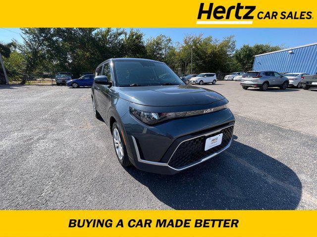 2023 kia soul lx
