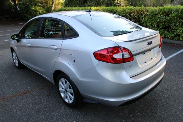 2013 ford fiesta se