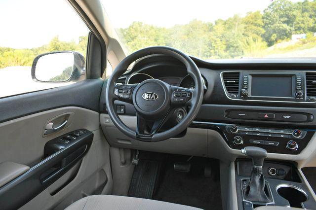 2019 kia sedona lx