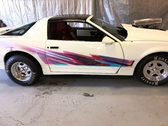1985 pontiac firebird trans am 101 miles white 5.0l v8 ohv 16v automatic