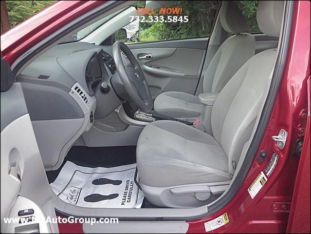 2010 toyota corolla le