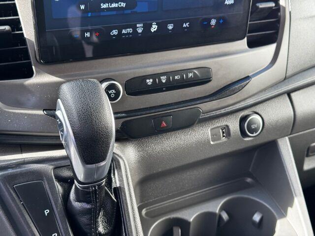 2022 ford transit-350 xlt