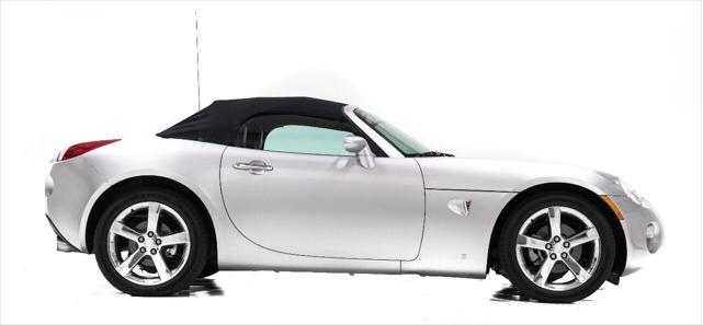 2007 pontiac solstice base 2dr convertible
