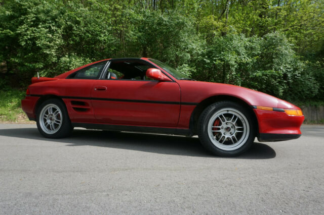 1991 toyota mr2 2.2l 5-speed & t-tops