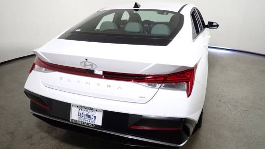 2025 Hyundai Elantra