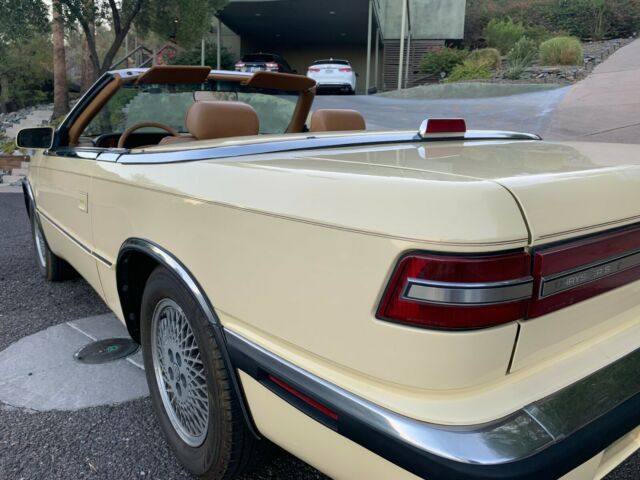 1990 chrysler tc, low original miles, special car in great condition