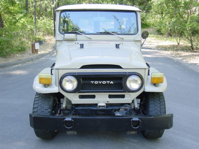 1975 fj40 land cruiser all original and stock garaged and never abused!!