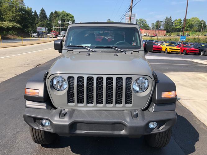 new 2020 jeep gladiator sport carmichaels, pa 15320 for sale in carmichaels, pennsylvania