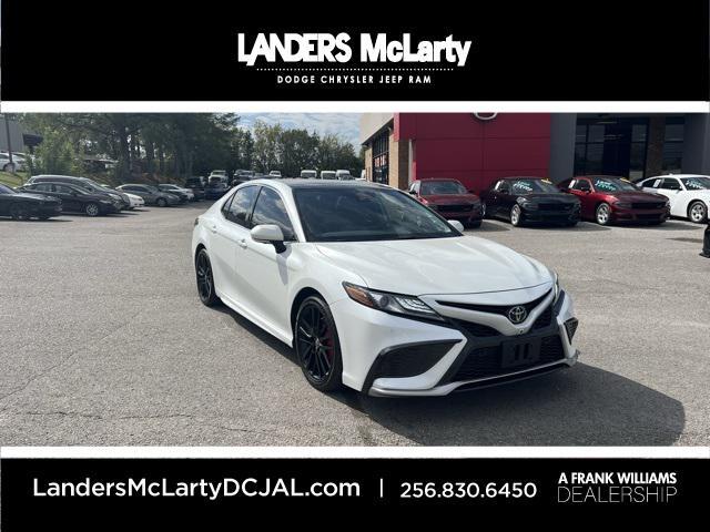 2022 toyota camry xse