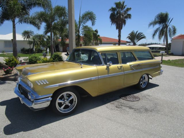 1958 chevy nomad with original 348 engine w/ tri power