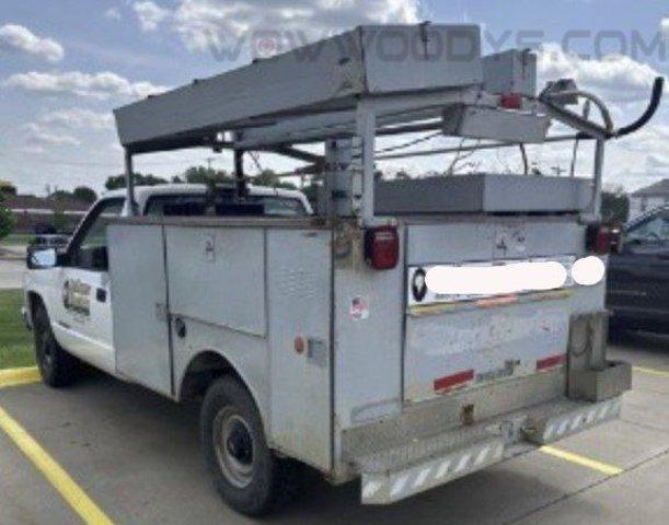 2000 chevrolet silverado 3500 base