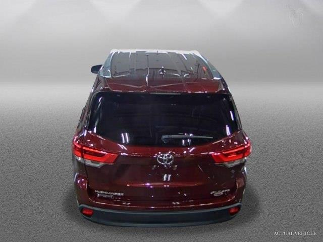 2017 toyota highlander xle awd xle 4dr suv for sale in bennington, vermont