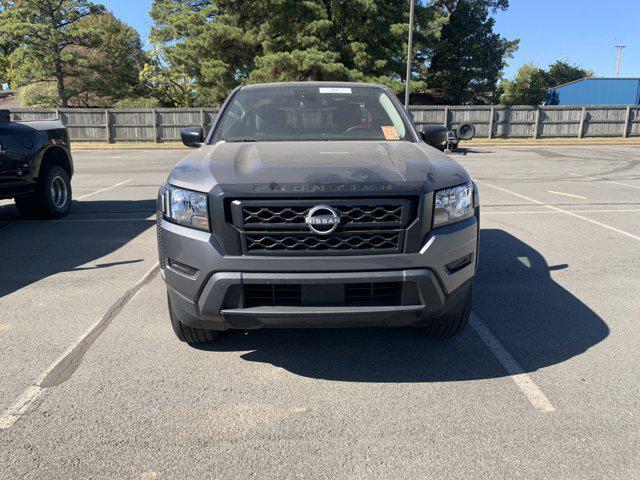 2022 nissan frontier s