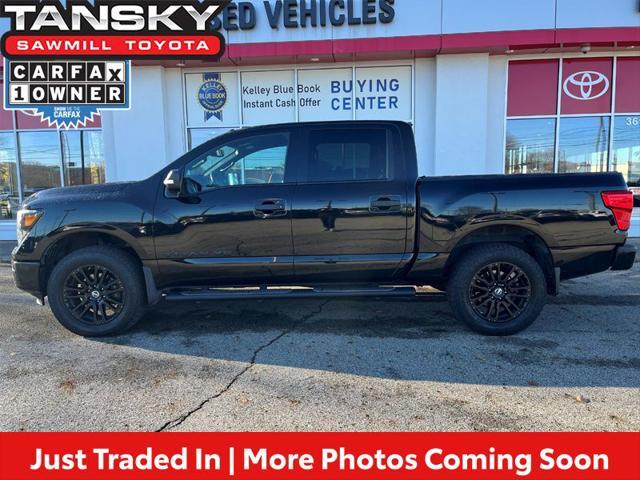 2019 nissan titan sl