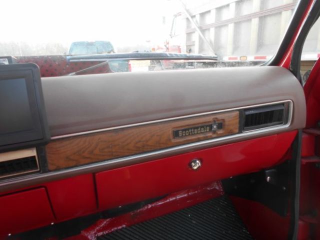 1977 chevy pick-up with snow plow